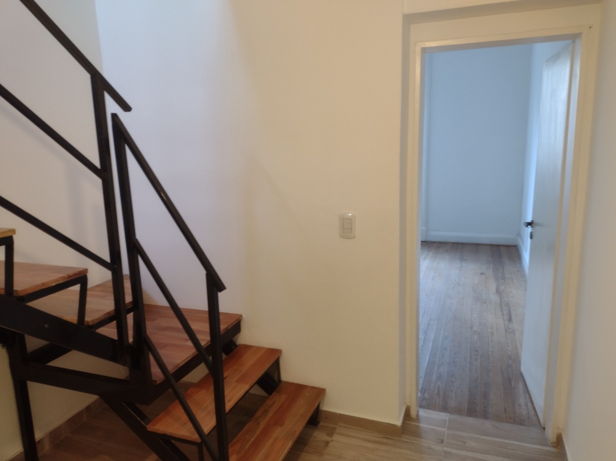 EXCELENTE DEPARTAMENTO PH SIN EXPENSAS 2 AMBIENTES EN ESTACION PARQUE PATRICIOS SUBTE H