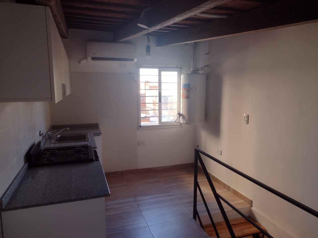 EXCELENTE DEPARTAMENTO PH SIN EXPENSAS 2 AMBIENTES EN ESTACION PARQUE PATRICIOS SUBTE H