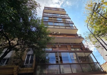 Excelente departamento 3 ambientes, amplio y luminoso, muy buena ubicacion. Boedo. 